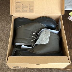 Mens Tsumoru Boot Taupe Green/TNF Black size 9.5 US
